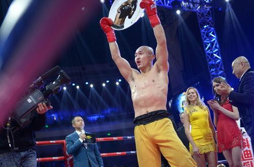 一龙和明星,激情碰撞，共绘精彩人生