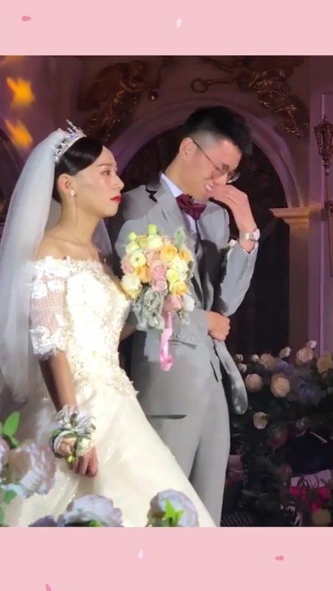 新娘和新郎结婚视频,见证爱情绽放的婚礼视频回顾