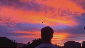 晓看天色暮看云在线播放,在线欣赏自然之美