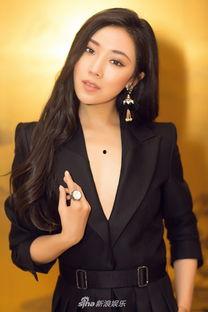 菅纫姿的丝袜,时尚与魅力的完美融合